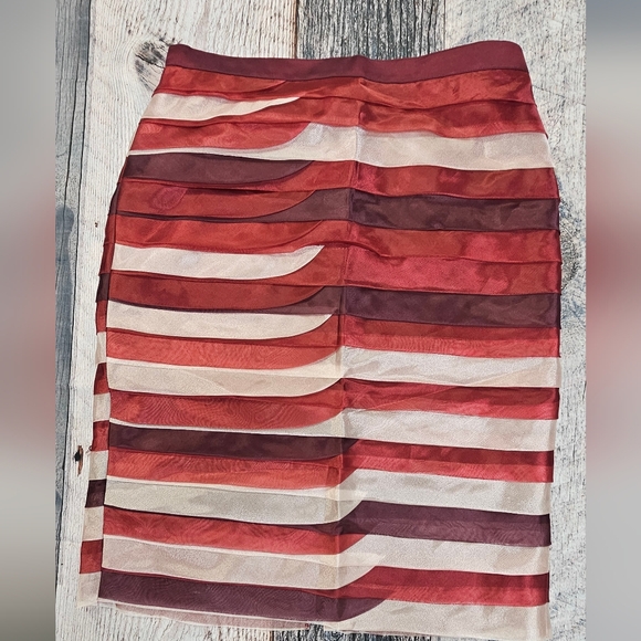 MOSHITA COUTURE 3 Piece Pink & Burgundy Ruffle Jewelled Beads Button Size 18W - Picture 3 of 16